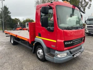 2013 DAF LF 45-220 18ft Flatbed crane