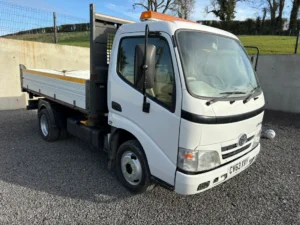 2014 Toyota Dyna 350 MWB