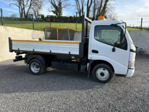 2014 Toyota Dyna 350 MWB
