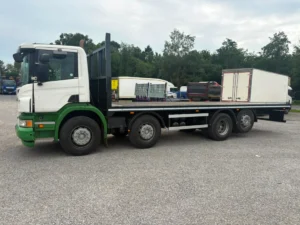 2014 Scania P410 8×2 Flatbed