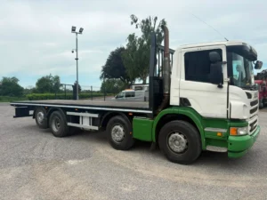 2014 Scania P410 8×2 Flatbed