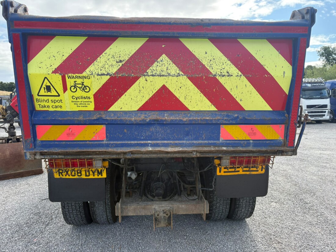 2008 Scania P340 8x4 Tipper Grab - Image 7