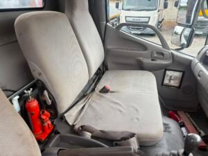 2010 Hino 300