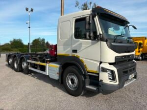 2019 Volvo FM Sleeper Cab