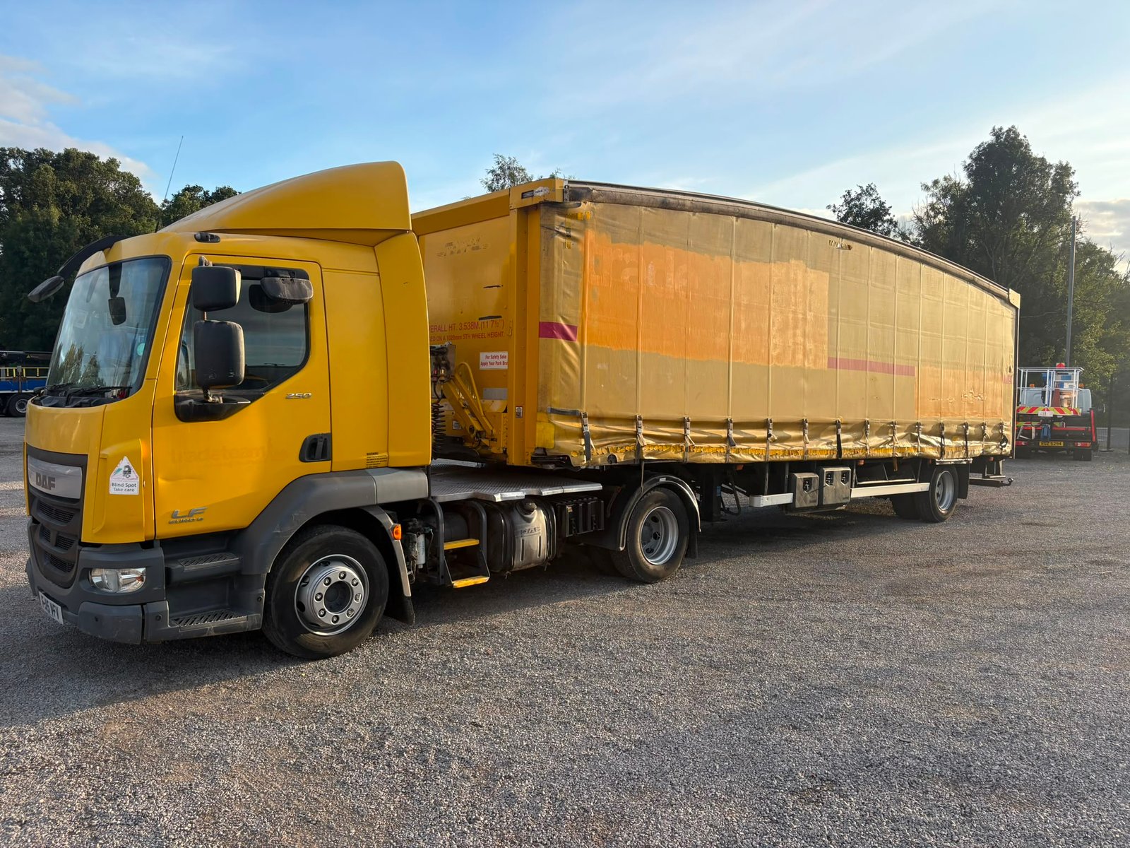 2015 DAF LF 250