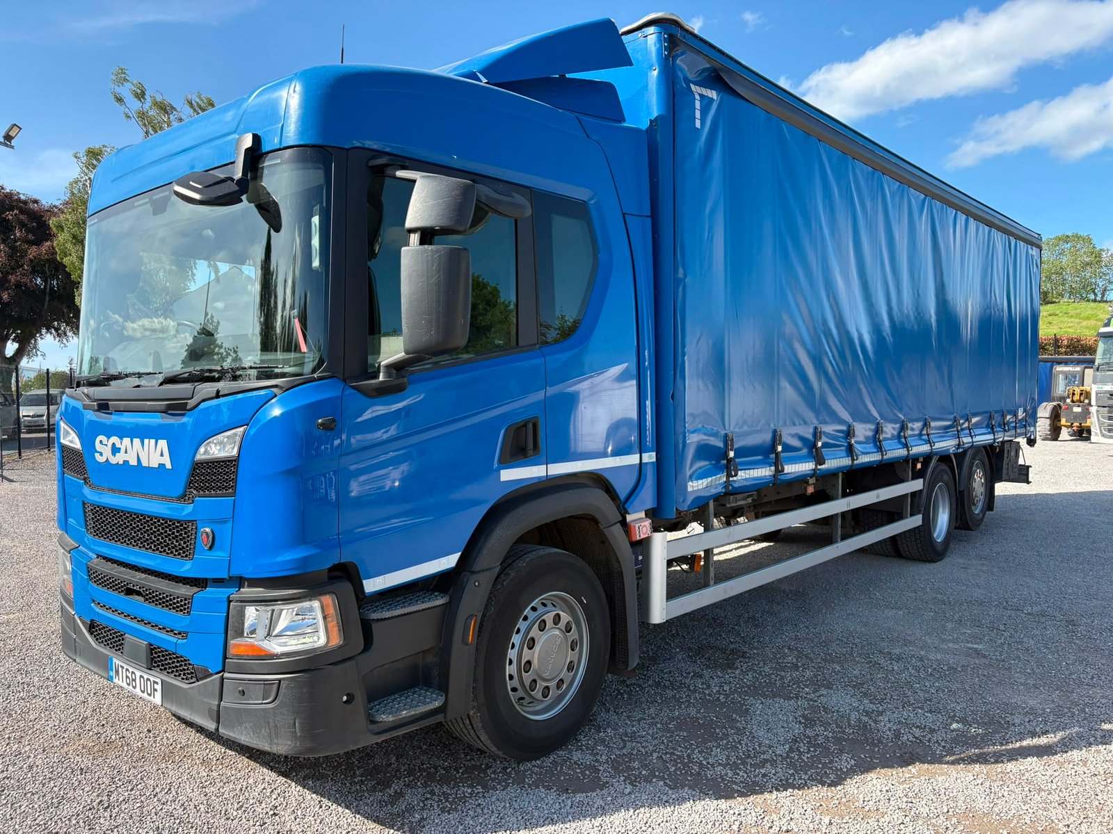 2018 Scania P320